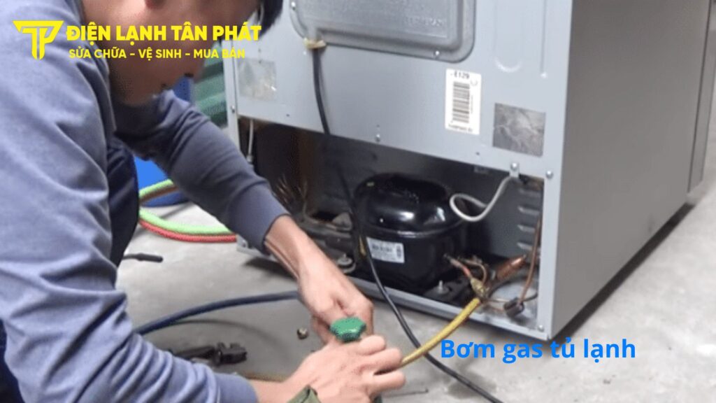 Câu hỏi thường gặp về dịch vụ bơm gas tủ lạnh