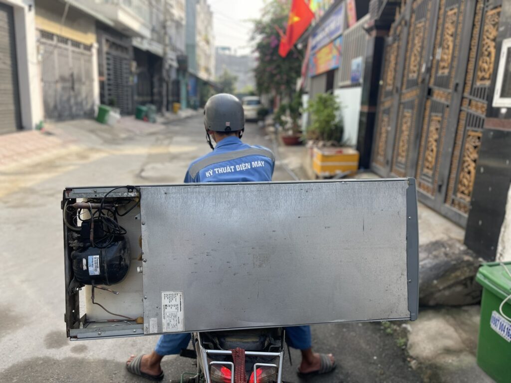 thu-mua-tu-lanh-cu-tai-quan-11