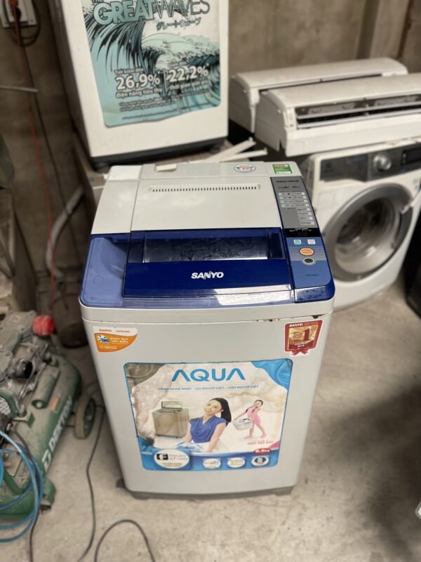 Máy giặt Sanyo cửa trên 8,5kg